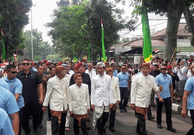 Jokowi Pidato Bahasa Sunda Viral Lagi Gara-gara Arteria Dahlan