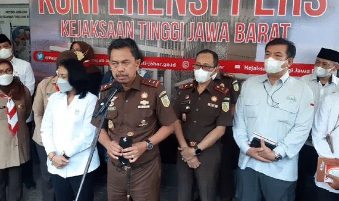 Asep N Mulyana, Kajati Jabar yang Tuntut Mati Herry Wirawan, Diminta Dicopot Arteria Dahlan