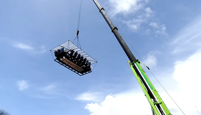 Ngopi in The Sky Viral, Naik Gondola, Ditarik Crane Barang 30 Meter, Kini Diminta Dihentikan