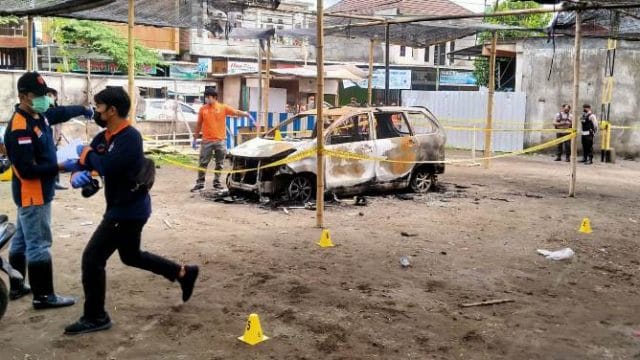 Ponpes As Sunnah Lombok Timur Diserang Ratusan Orang, Mobil Dibakar