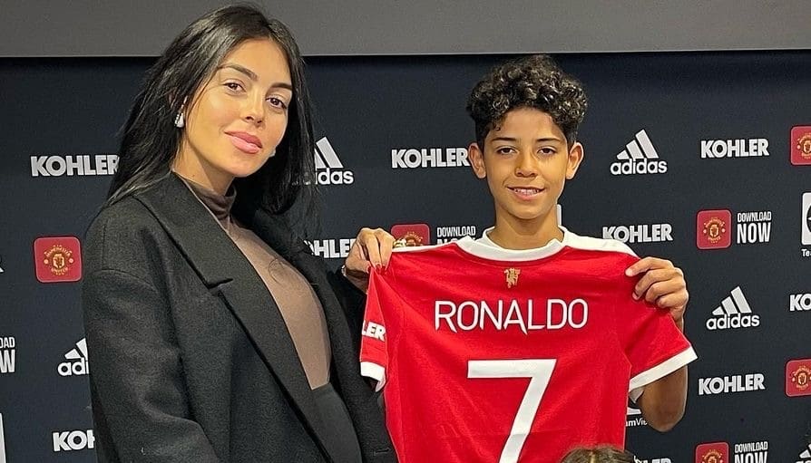Ronaldo Junior Gabung MU, CR7: Boleh Melakukan Apa yang Ia Mau