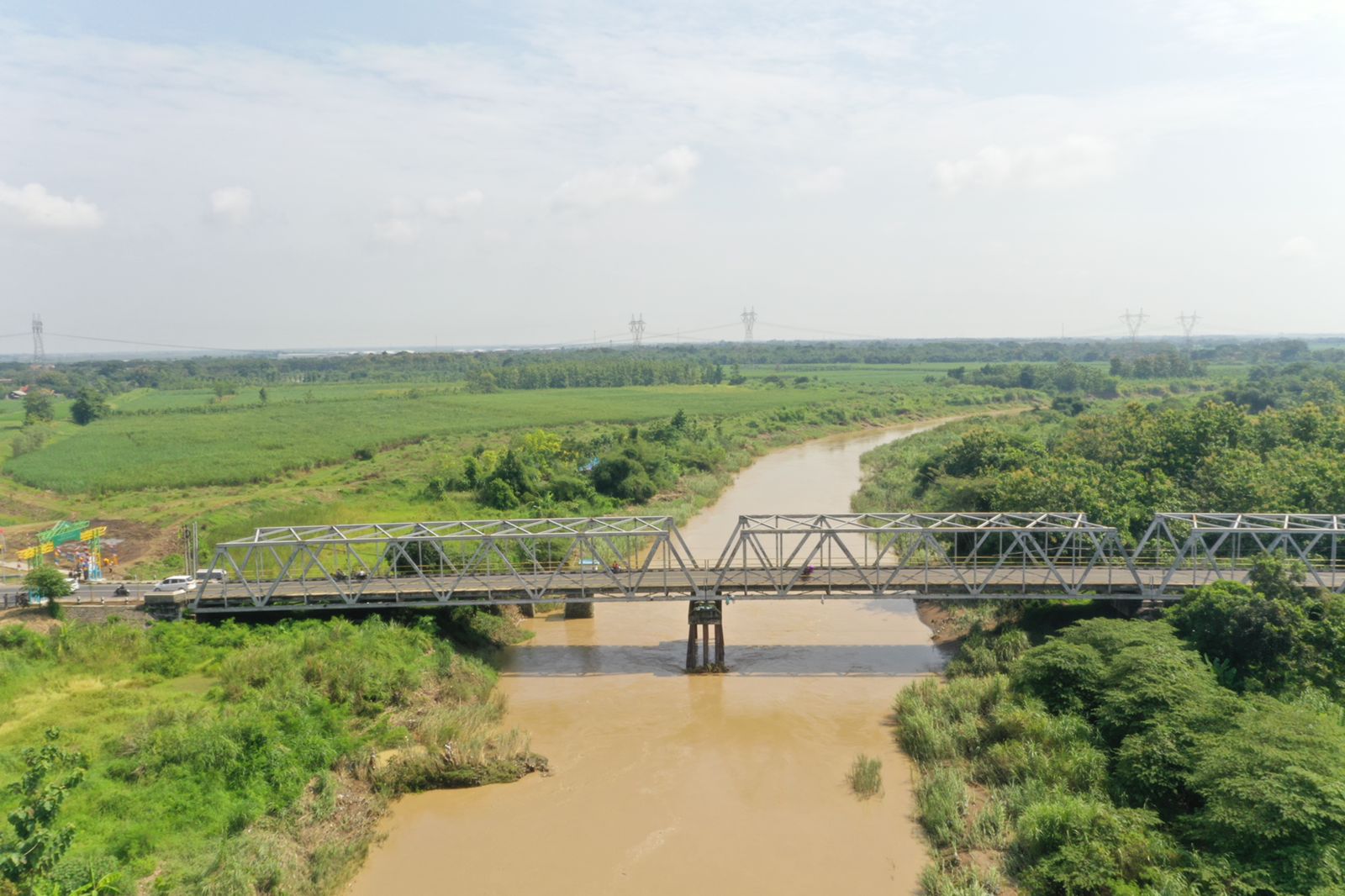 Jalan Kapten Piere Tendean Ciledug, Penghubung Jabar-Jateng dan Sungai Cisanggarung
