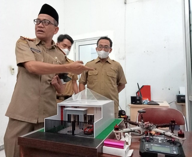 Keren! Inovasi Siswa SMKN 1 Kota Cirebon Bikin Drone sampai Smart Home