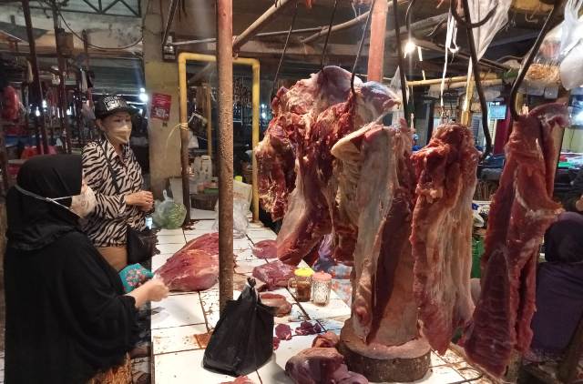 Harga Naik, Segini Harga Daging Sapi dan Kambing di Pasar Kanoman Cirebon
