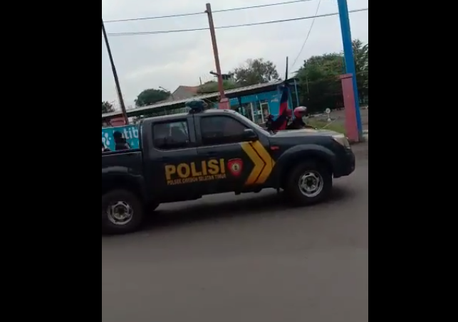 Polisi Bubarkan Kelompok Diduga Geng Motor di Perumnas Cirebon, Lepaskan Tembakan Peringatan, Dor!