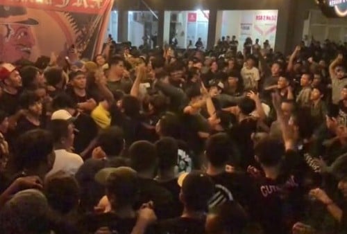 Viral! Beredar Video Konser Musik Penuh Sesak di Bekasi