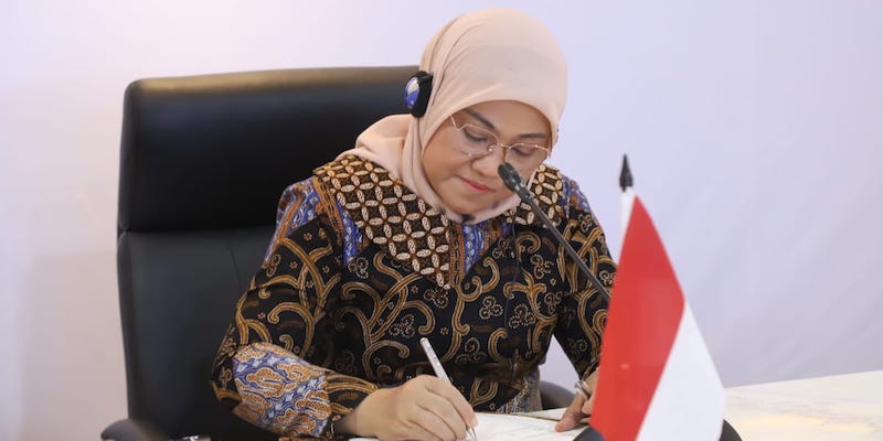 Ida Fauziah: Permenaker 2/2022 Direvisi, Pencairan JHT Merujuk Aturan Lama