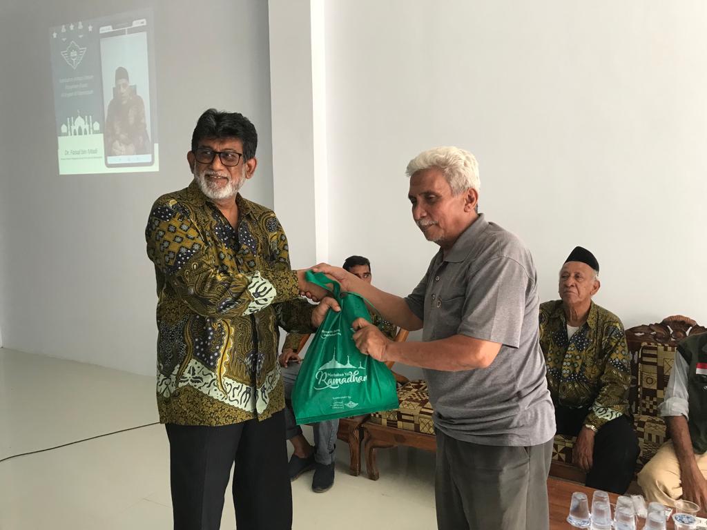 Bakti Sosial, PC Al Irsyad Al Islamiyyah Kota Cirebon Tebar Sembako