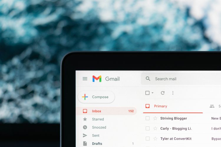 Apakah Gmail dan Email Itu Sama?