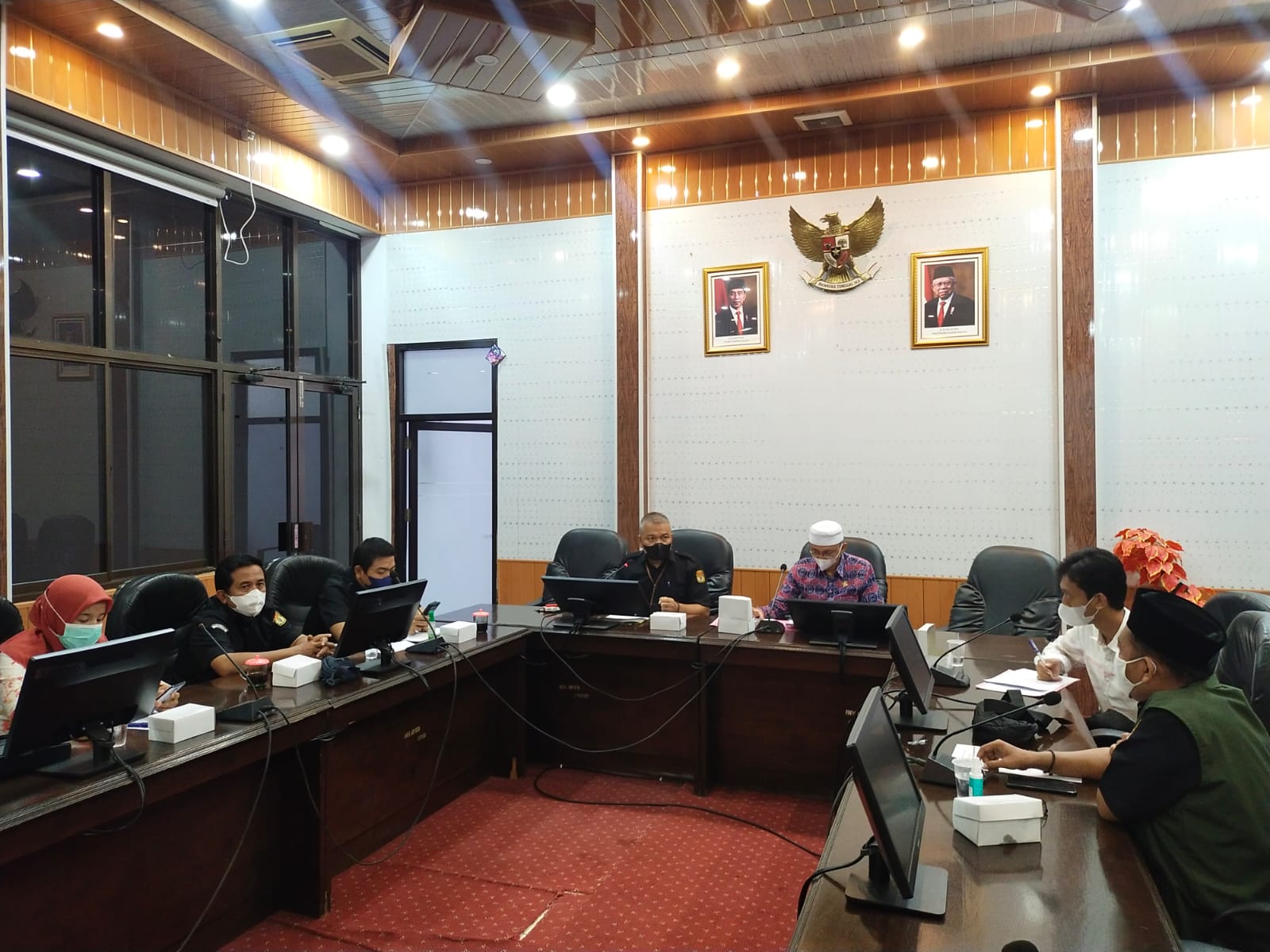 Bahas Dana Cadangan Pilkada, Curhat soal Gedung Baru KPU