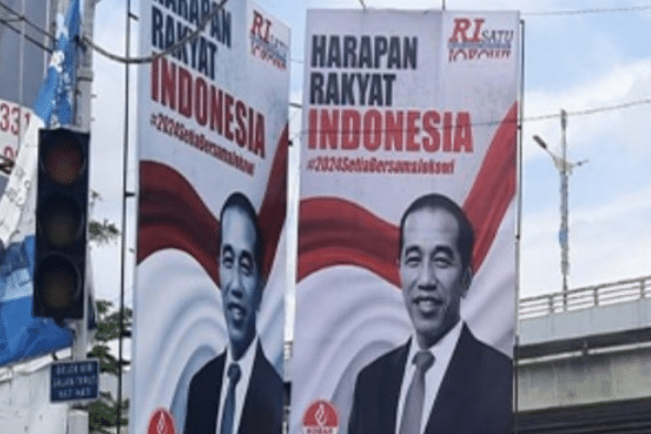 Spanduk Jokowi 3 Periode Bertebaran: Rakyat Butuh Presiden yang Kerja Nyata