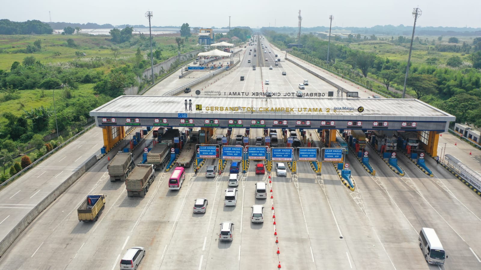 Jumlah Kendaraan di Tol Cikampek Naik 89 Persen pada H-5 Lebaran 2022