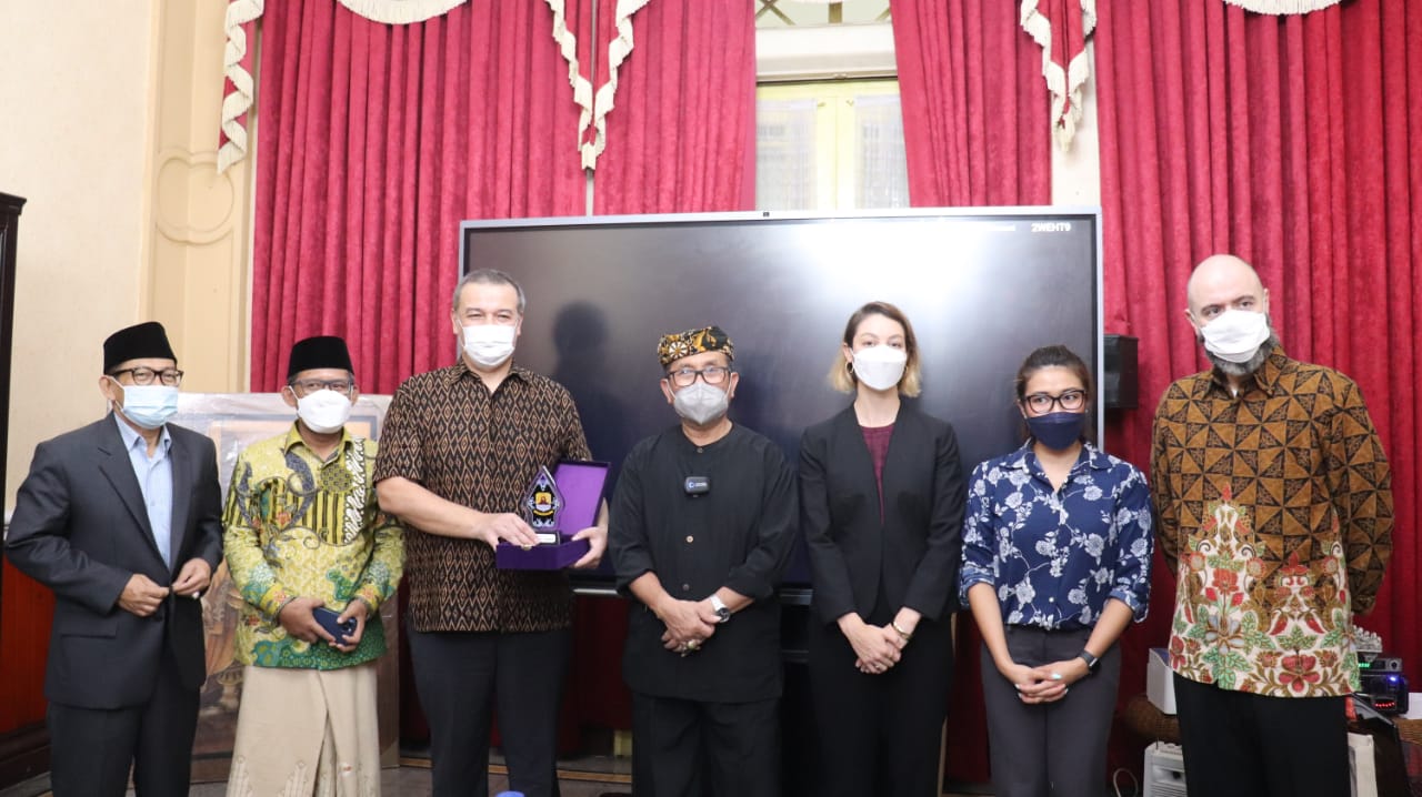 Delegasi Amerika Serikat Bertemu Bupati Imron, Berikut Beberapa Poin Penting yang Dibahas