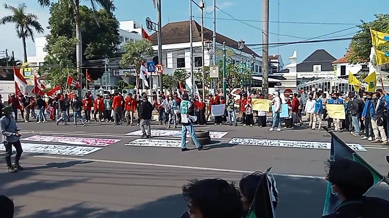 Demo Mahasiswa 12 April 2022, di Cirebon Cipayung Plus Turun ke Jalan