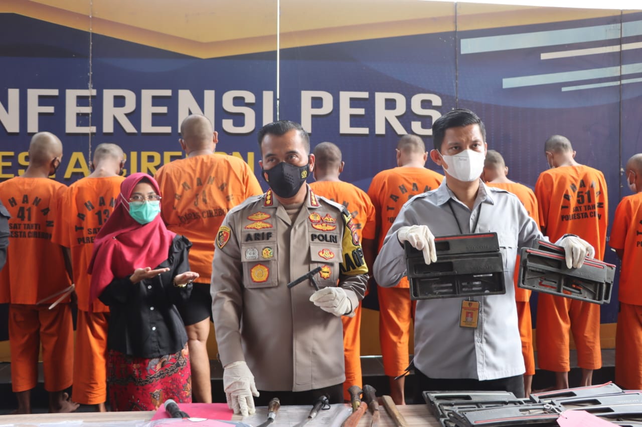 Satreskrim Polresta Cirebon Sukses Mengungkap 3 Kasus Pidana dengan 10 Orang Tersangka