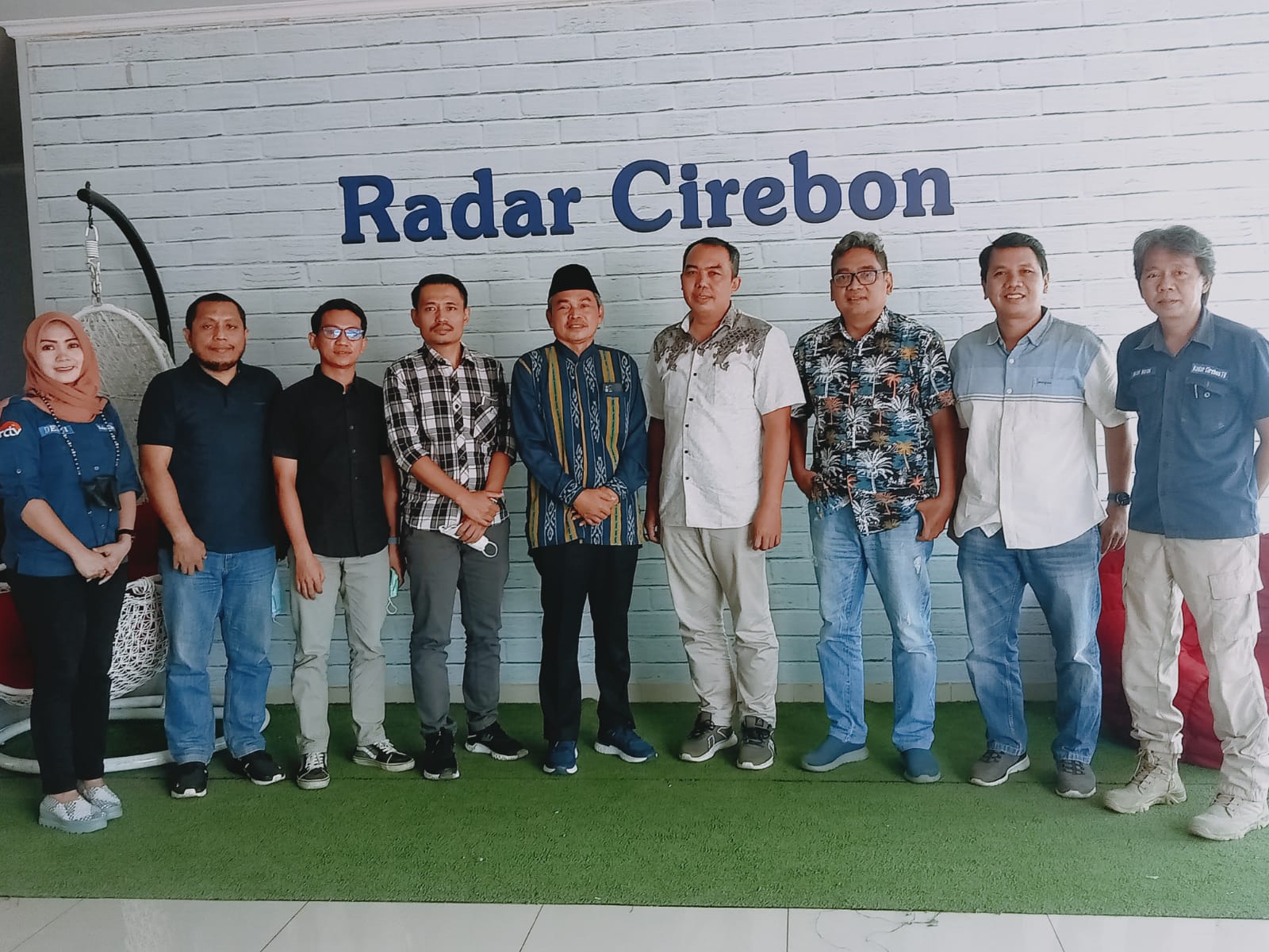 Safari Ramadan, H Satori  Kunjungi Radar Cirebon