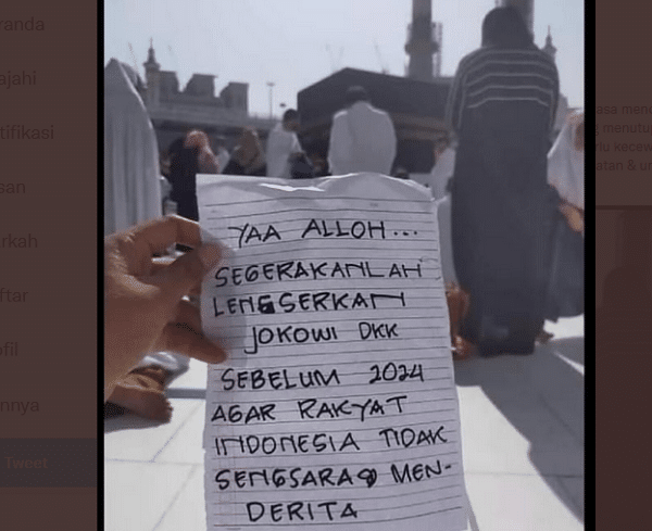 Doa Jokowi Lengser di Depan Kabah Viral, Tertulis: Sebelum 2024