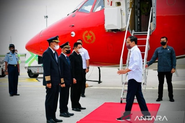 Presiden Jokowi Resmikan Bandara Udara Trunojoyo Sumenep