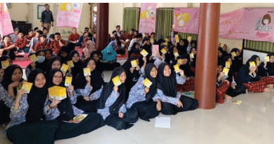 Edukasi Kesehatan Kulit Remaja Marcks Teen Road Show to Ponpes Cirebon