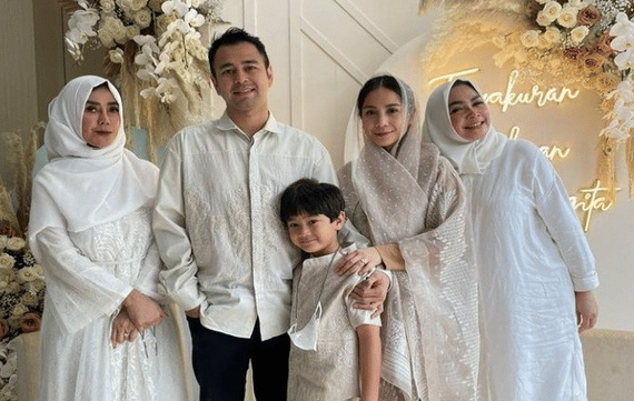 Soal Raffi Ahmad Selingkuh, Ini Jawaban Mama Amy, Singkat Padat