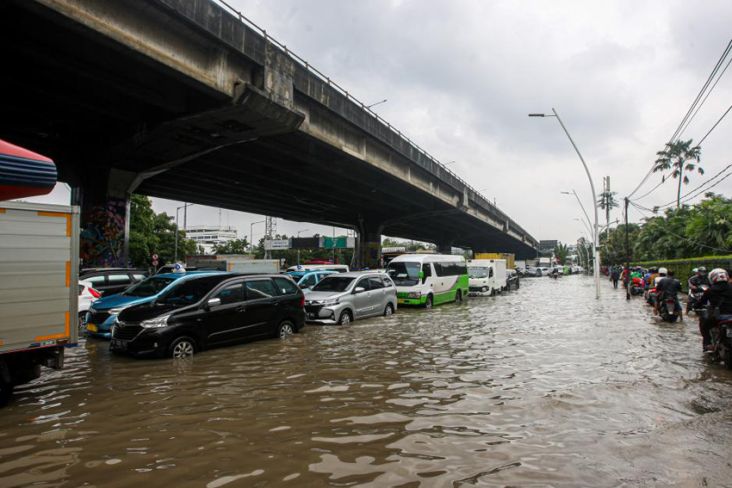 BPBD DKI Jakarta Ingatkan Warganya Potensi Banjir Rob Selama Sepekan Ini