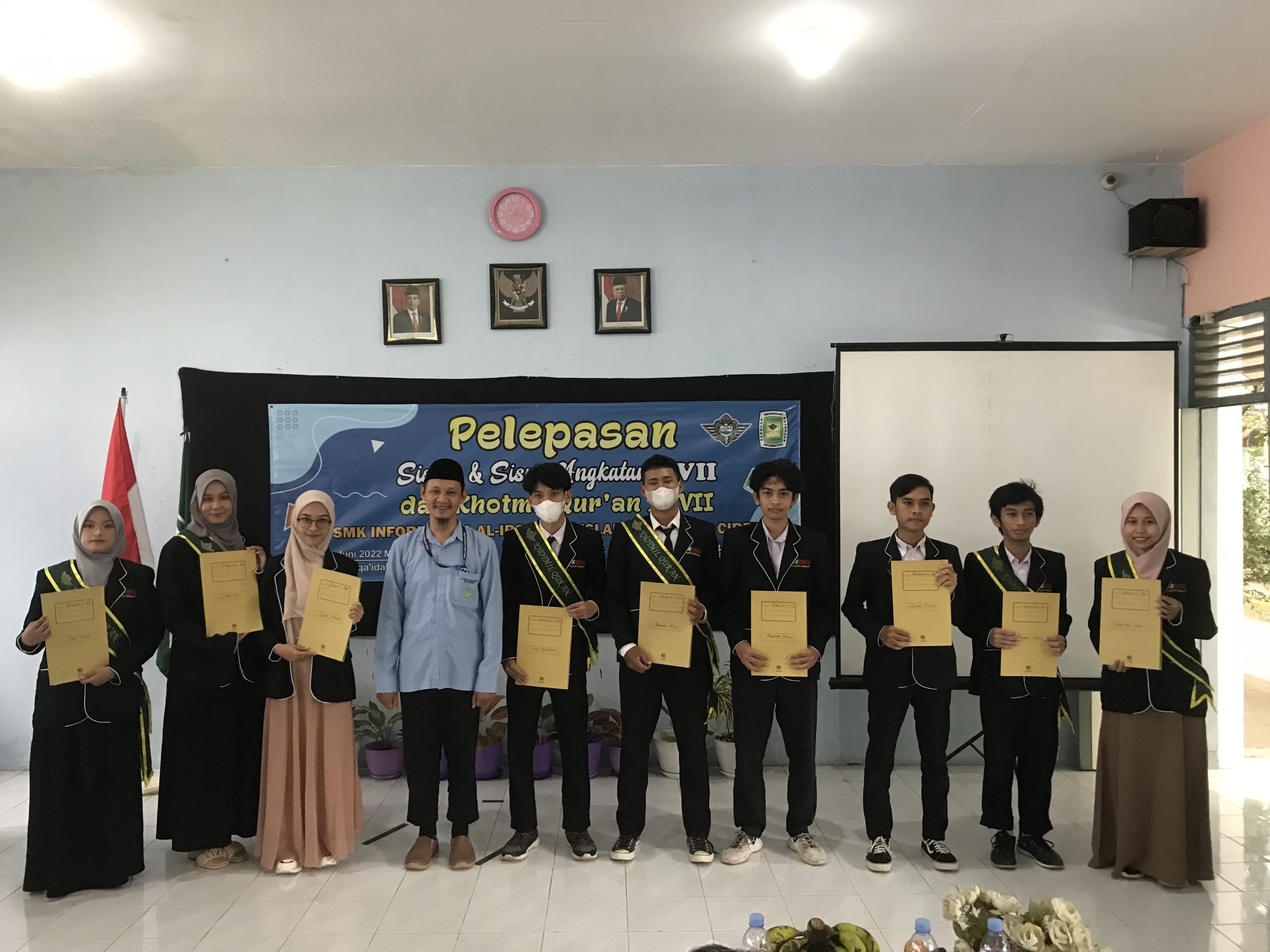 SMK Informatika Al-Irsyad Al-Islamiyyah Menggelar Pelepasan Siswa Kelas XII  Dan Khotmil Quran XXVII