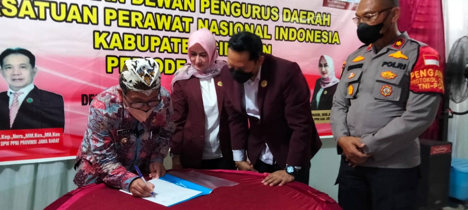 Pengurus DPD PPNI Kabupaten Cirebon Dilantik, Imron: PPNI Mitra Strategis Pemda