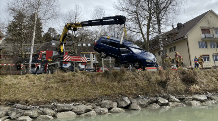 Insiden Sungai Aare, dari Orang Tenggelam hingga Mobil Hanyut