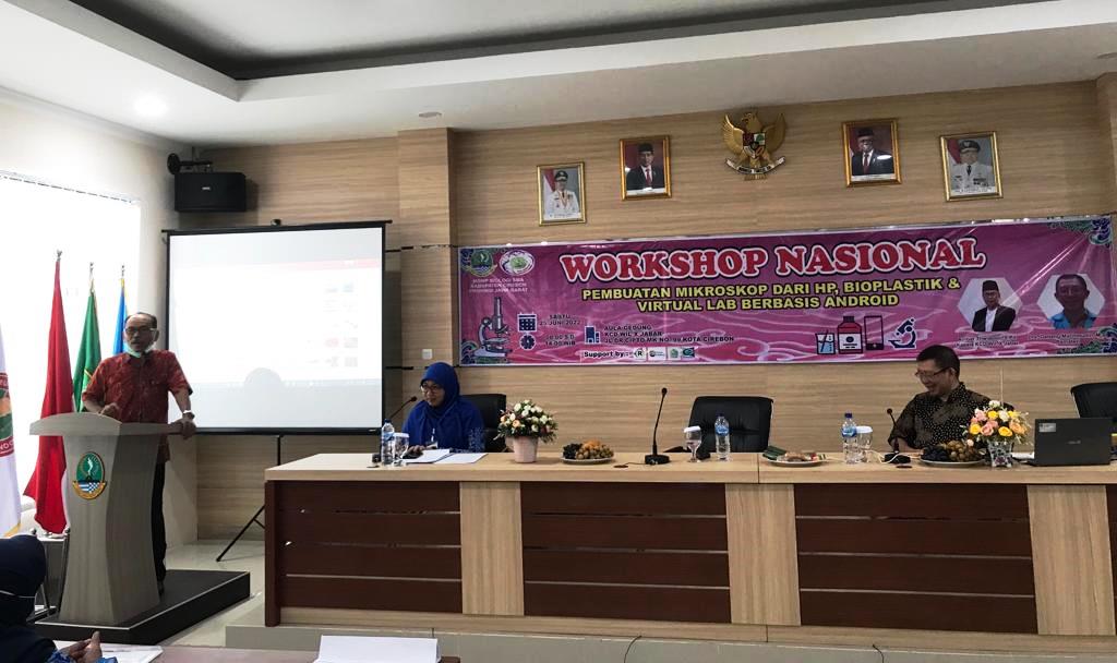 MGMP Biologi Kabupaten Cirebon Gelar Workshop Microskop Berbasis Android