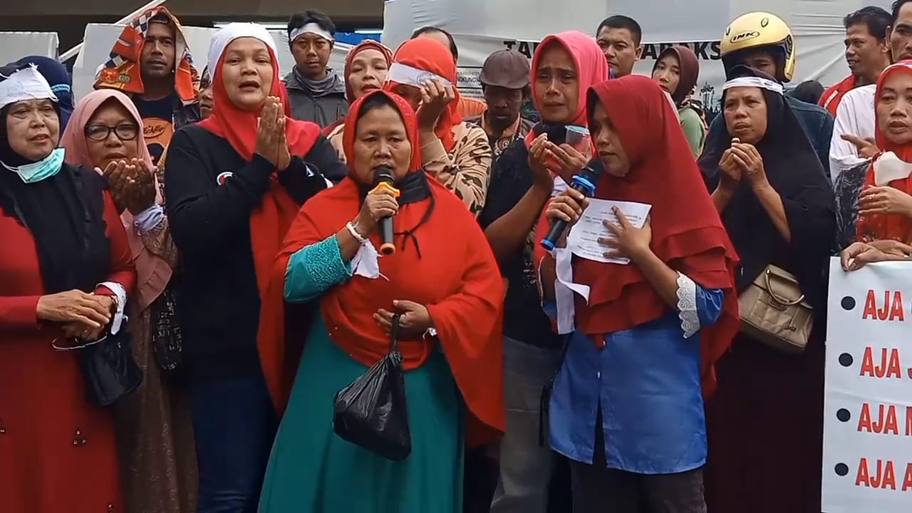 Pedagang Pasar Caplek Bode Lor Demo ke DPRD, Ini Tuntutan Mereka
