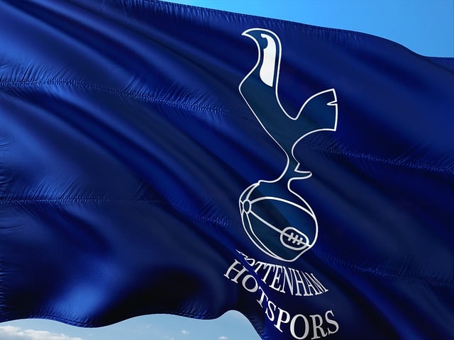 Tottenham Hotspur Resmi Datanngkan  Yves Bissouma