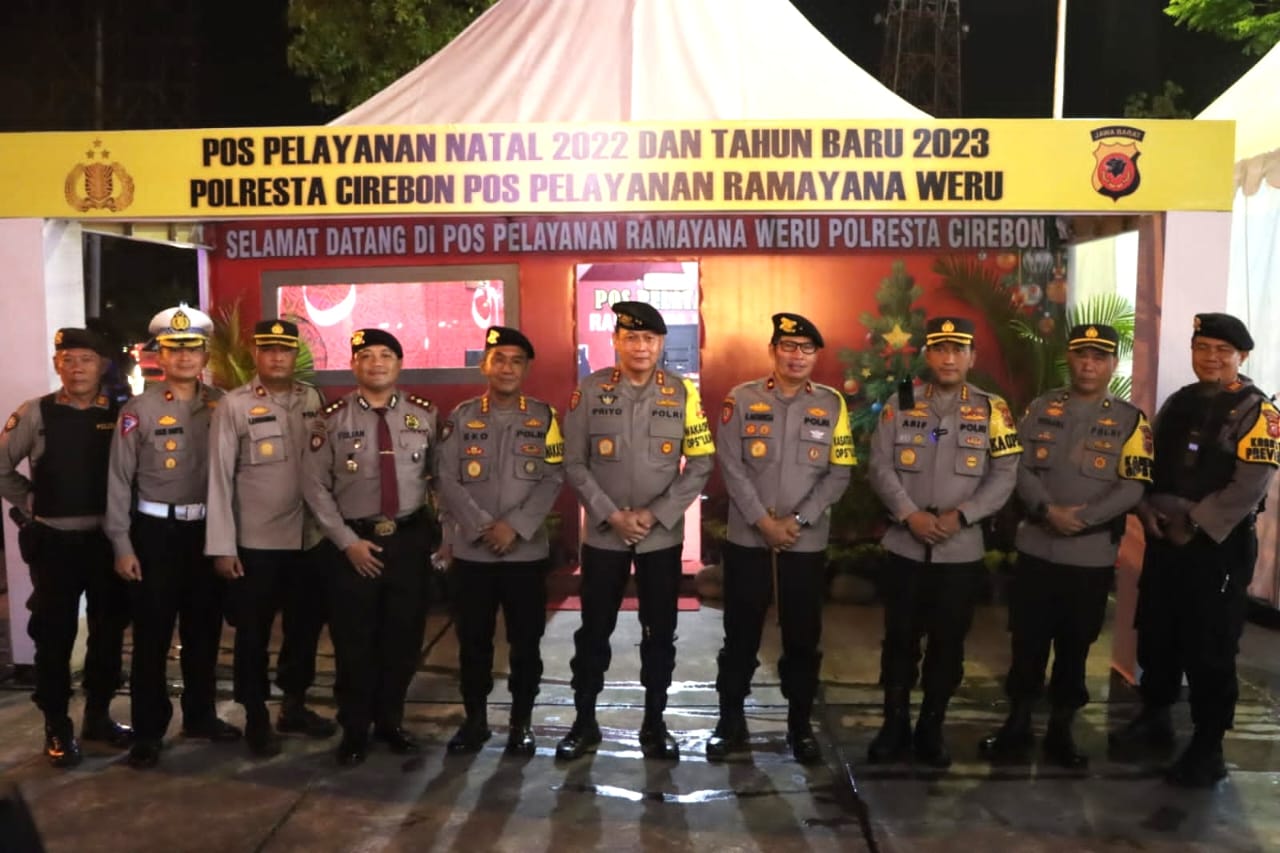 Dampingi Kakorsabhara Baharkam Polri, Kapolresta Cirebon Pantau Posyan Weru Operasi Lilin Lodaya 2022