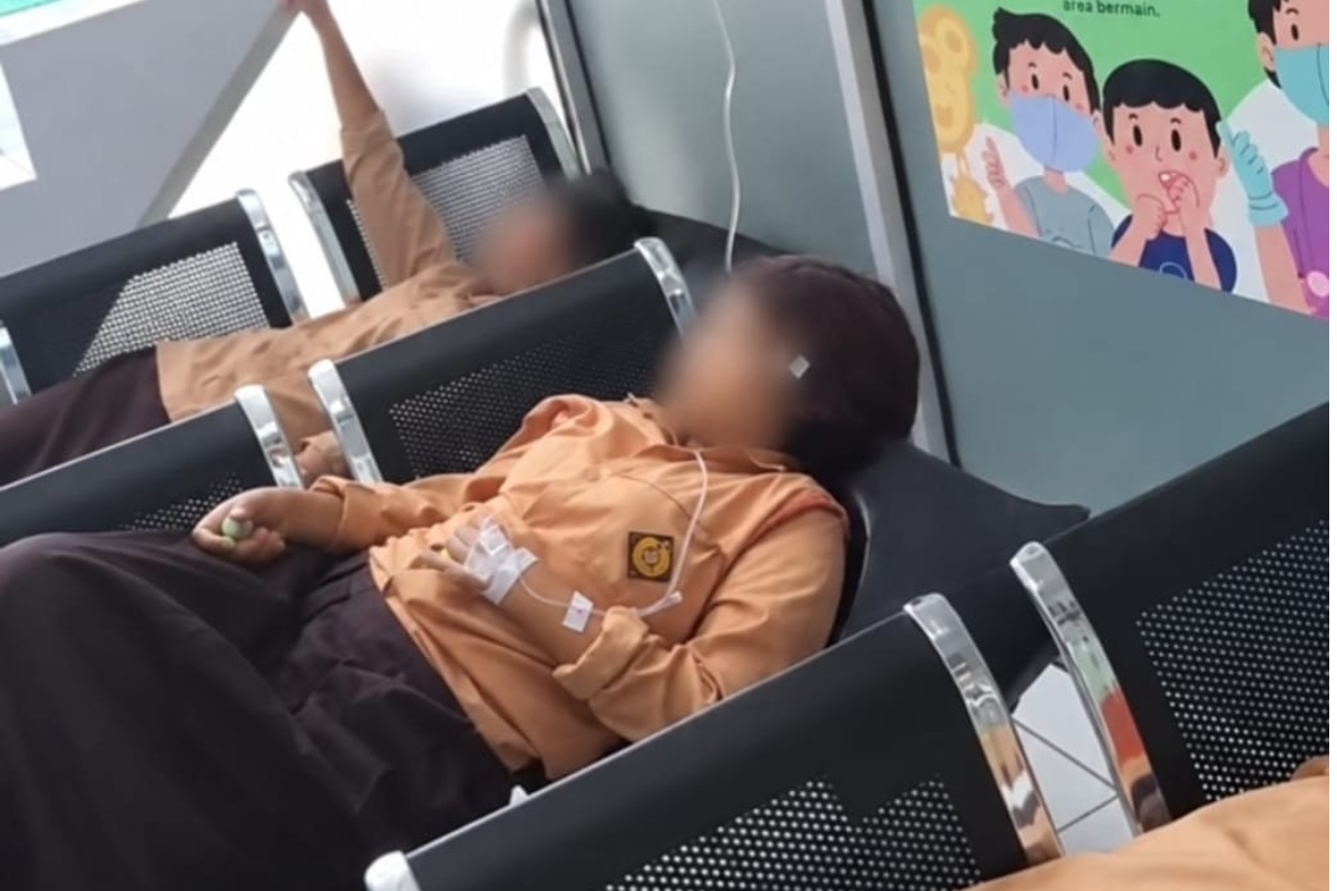 Puluhan Siswa SMPN 2 Ciwaru Kuningan Diduga Keracunan MBG, Alami Pusing dan Mual