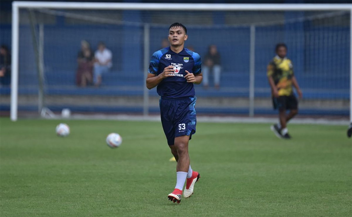 Persib Kehilangan Rachmat Irianto sampai Akhir Musim, Alami Cedera Serius