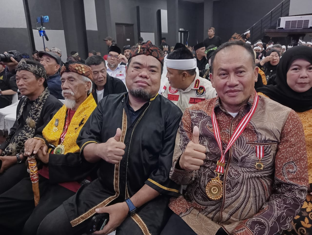 H Mulyadi SE dan Profesor H Mufti Raih Anugerah Sunda Sabuana Awards 2026