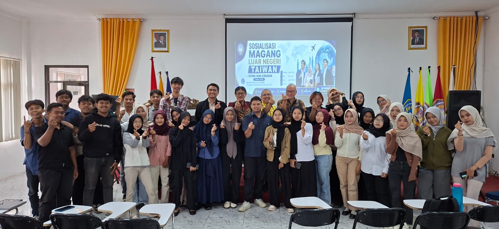 STMIK IKMI Cirebon Kejar IKU lewat Jalur Internasional
