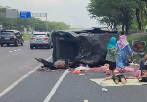 Kecelakaan Maut Tol Cipali Hari Ini, Daihatsu Grand Max Bawa 11 Penumpang, Rombongan Pemudik dari Surabaya