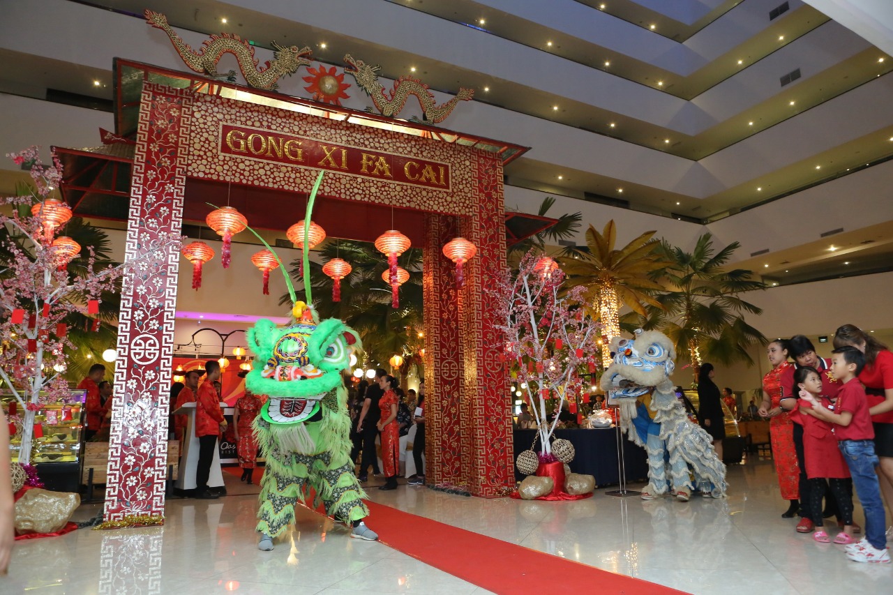 Rayakan Chinese New Year dengan Diner di Aston Cirebon 