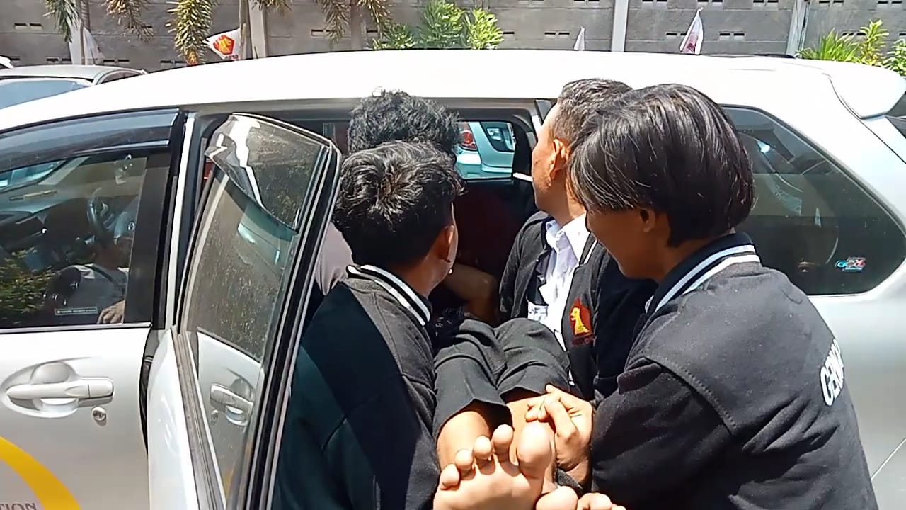 Teknisi Listrik Salah Satu Hotel di Jl dr Wahidin Cirebon Kesetrum, Kondisi Lemas