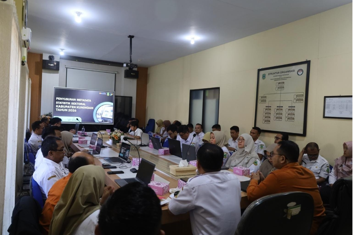 Pemda Kuningan Tingkatkan Kualitas Data, Diskominfo Gelar Penyusunan Metadata Statistik