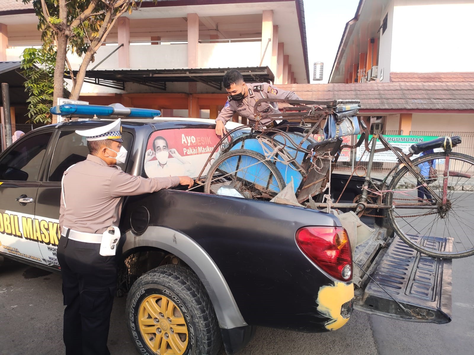 Tukang Becak di Gegesik Cirebon Jadi Korban Tabrak Lari, Ditemukan Meninggal Dunia, Ada Pecahan Body Motor