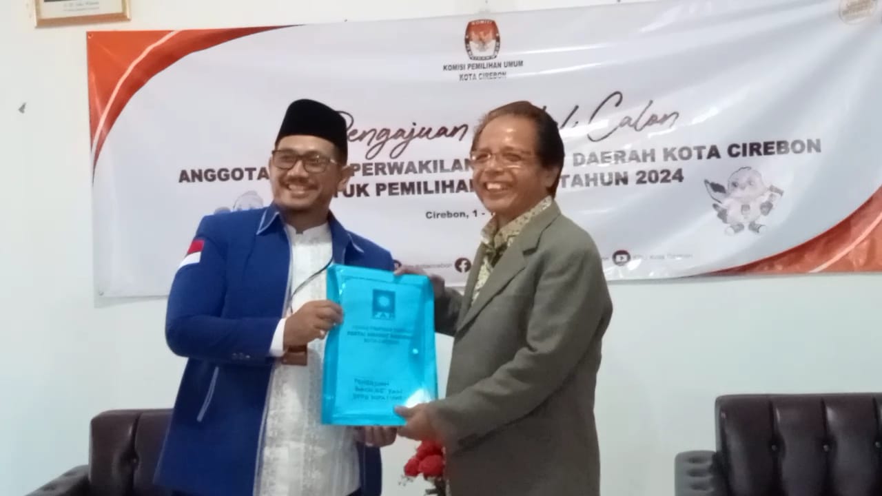 PAN Kota Cirebon Daftarkan Bacaleg ke KPU, Inilah Target Mereka di Pileg 2024