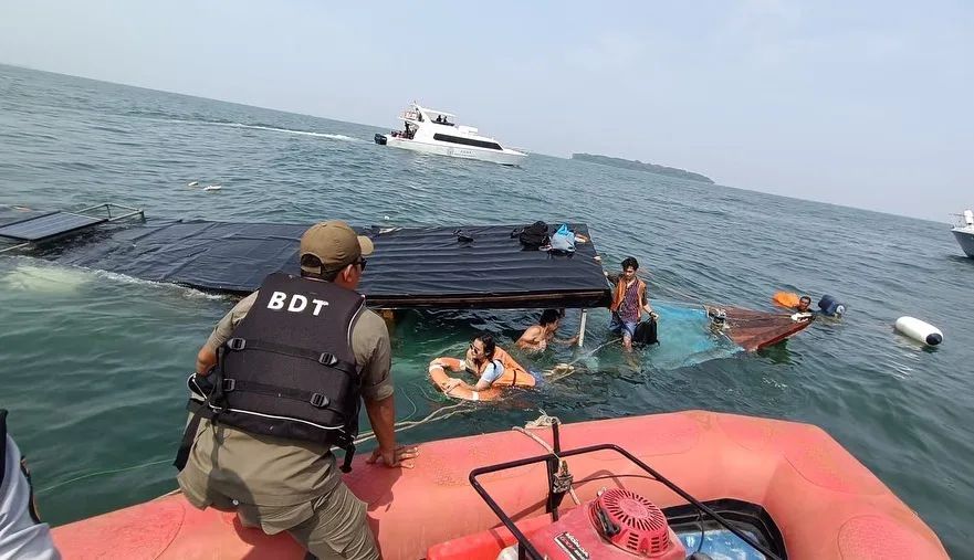Kapal Tenggelam di Perairan Kepulauan Seribu Jakarta, Begini Kondisi 55 Orang Penumpangnya