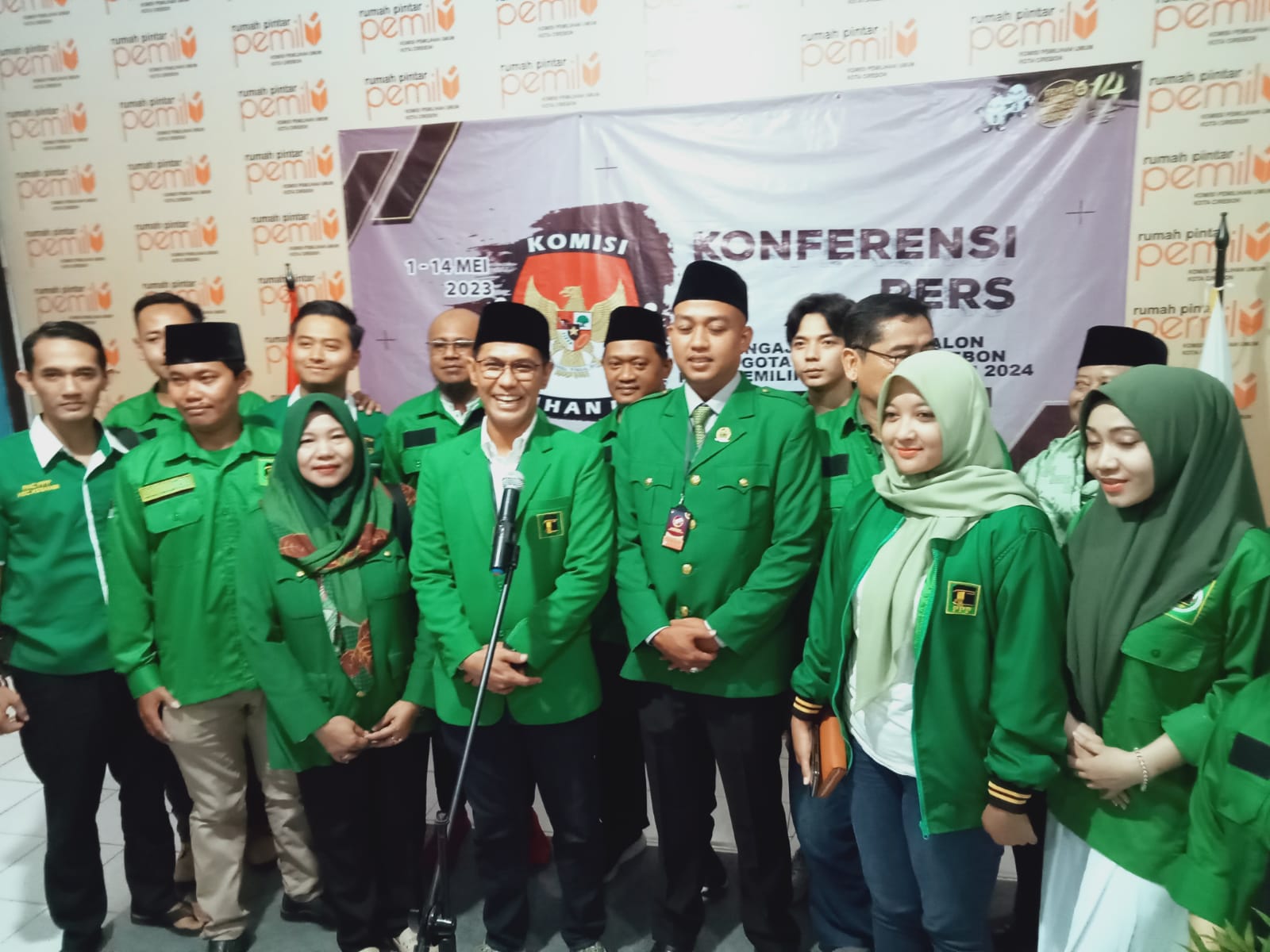 Bacaleg PPP Kota Cirebon yang Didaftarkan ke KPU, Setengahnya Kaum Milenial