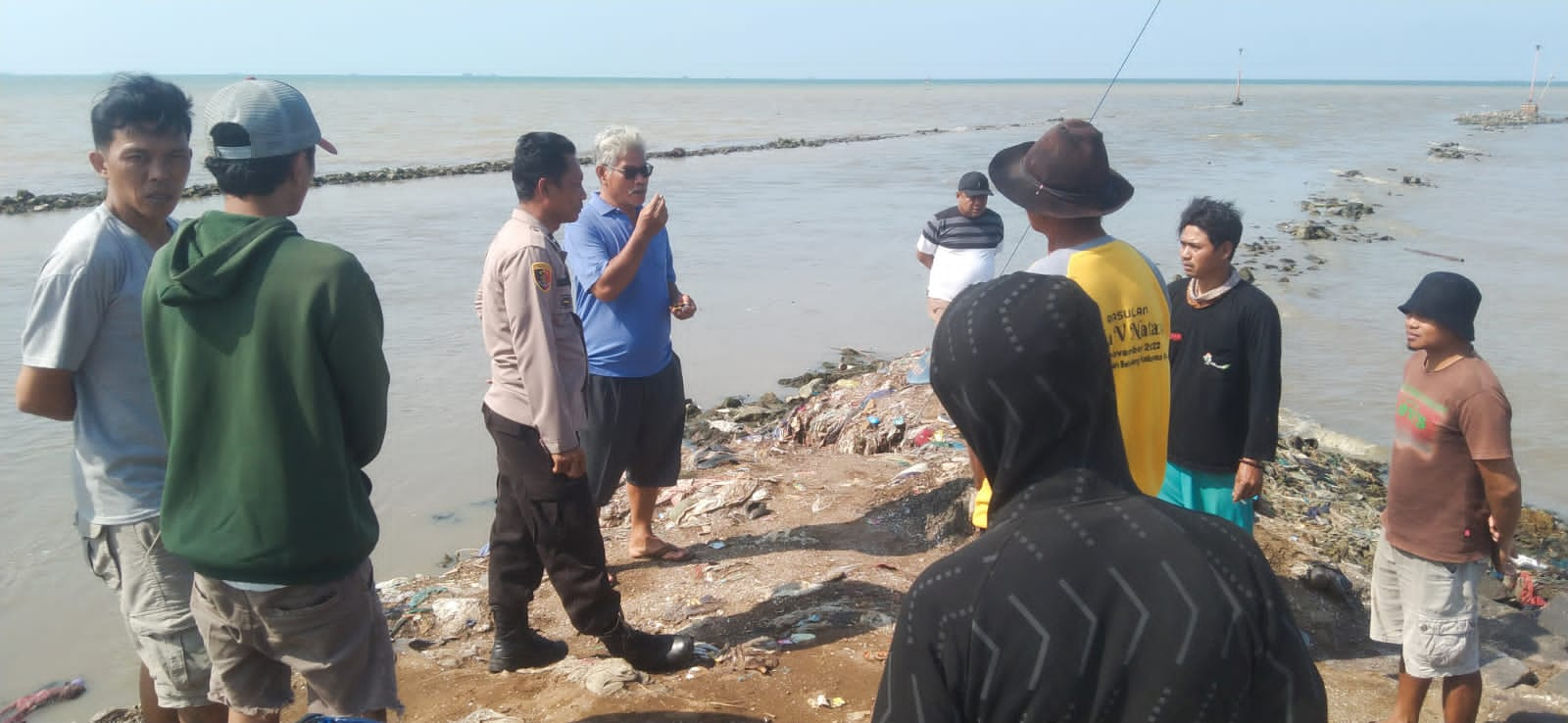 Main di Pinggir Sungai Bugel Indramayu, Anak 7 Tahun Hilang, Diduga Tenggelam