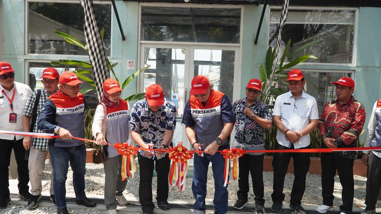 Pertamina Patra Niaga Regional JBB Resmikan Program TJSL ‘Ngabedahkeun Walahar’ untuk Pengembangan Ekonomi 