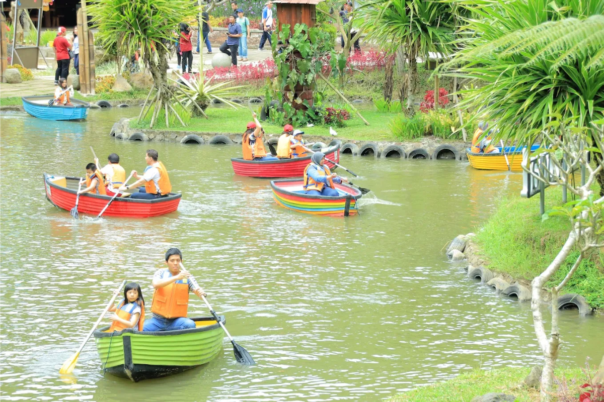 Bingung Liburan ke Mana? Ini 4 Tempat Wisata Paling Hits di Bandung untuk Liburan Sekolah