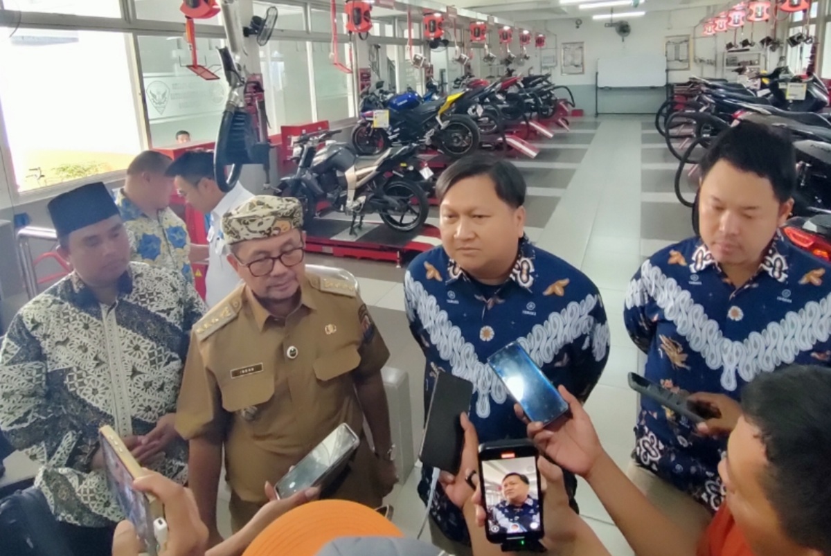 Bupati Imron Dorong Pembentukan BUMD Barang dan Jasa untuk Stabilkan Harga dan Dongkrak PAD
