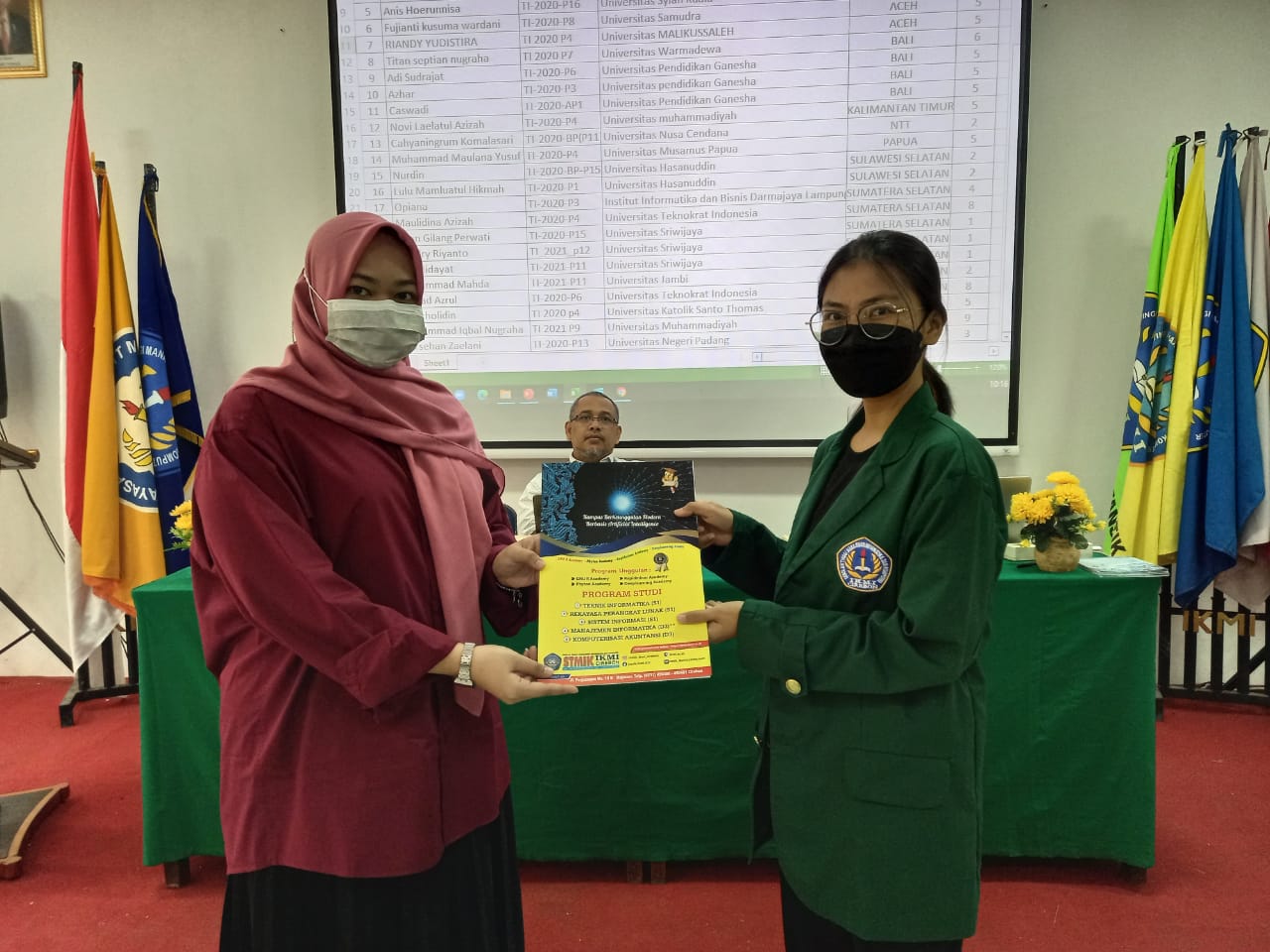 Puluhan Mahasiswa STMIK IKMI Cirebon Berkiprah di PTN/PTS di Luar Jawa
