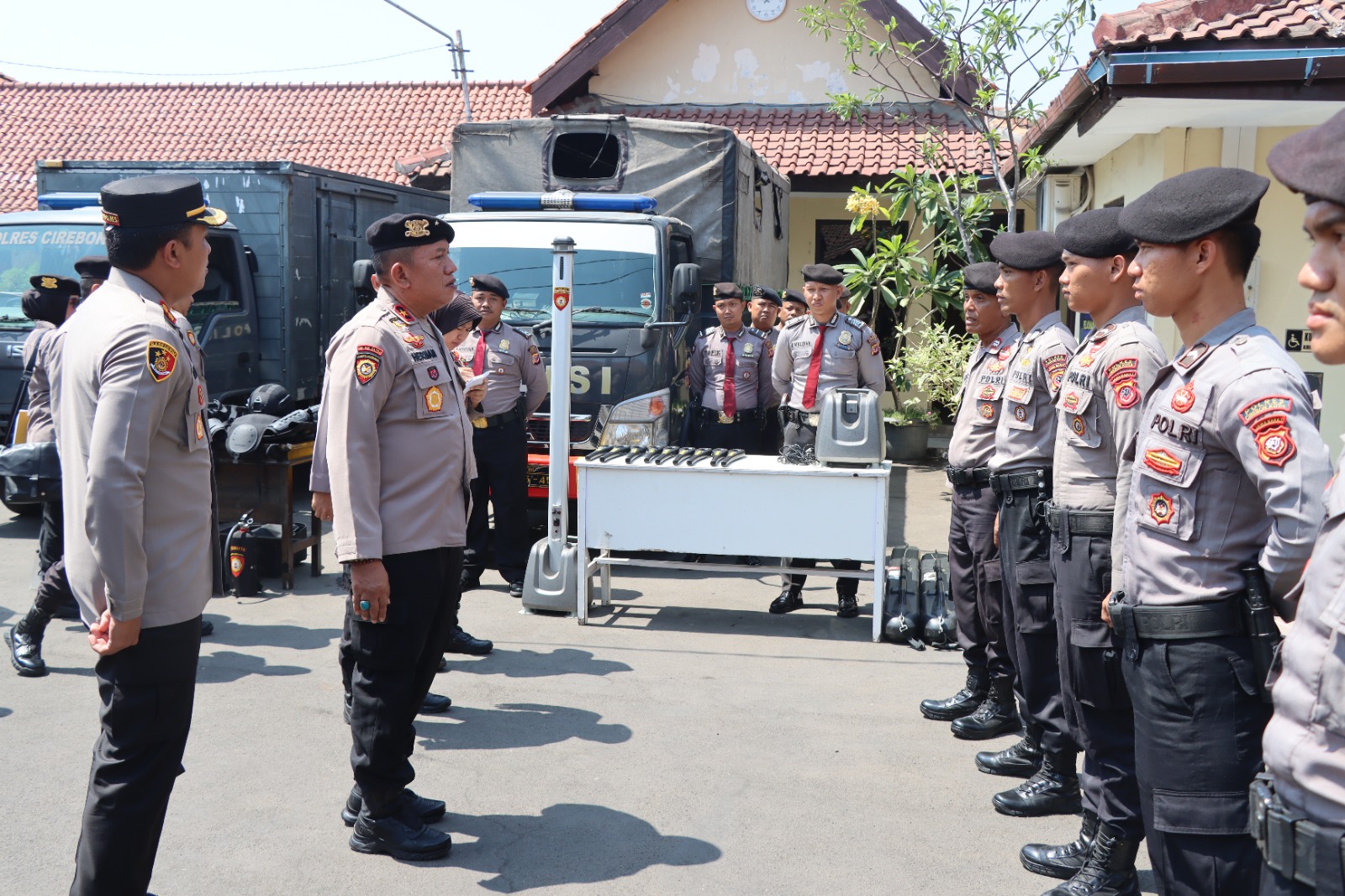 Kekuatan dan Sarana Prasarana Polres Cirebon Kota Dicek